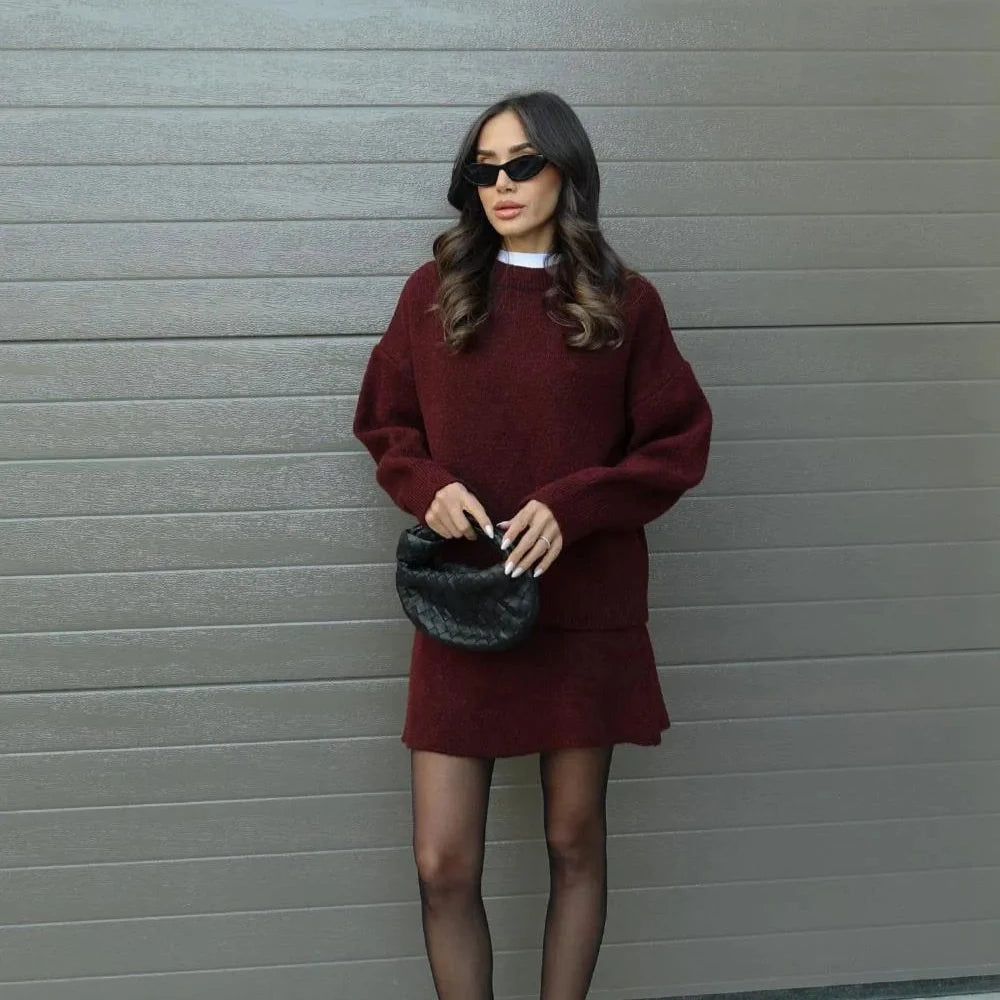 Conjunto Suéter y Falda | LAMBA™